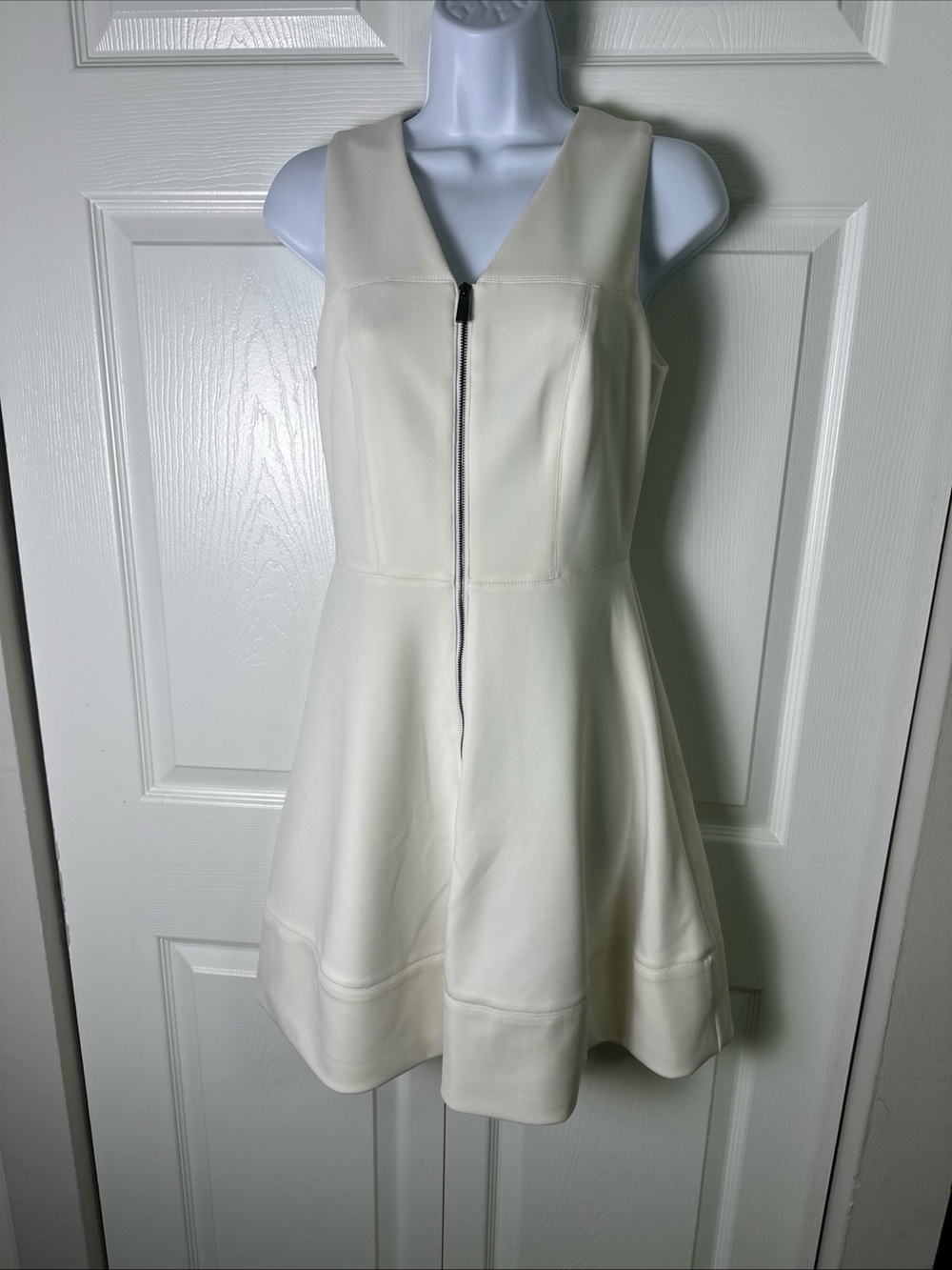 Vince Camuto Women's Cream Zip-Front Sleeveless Fit & Flare Dress